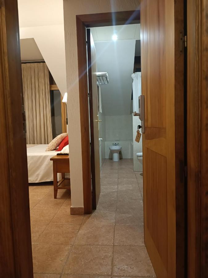 Hostal Decerca Pradena ห้อง รูปภาพ
