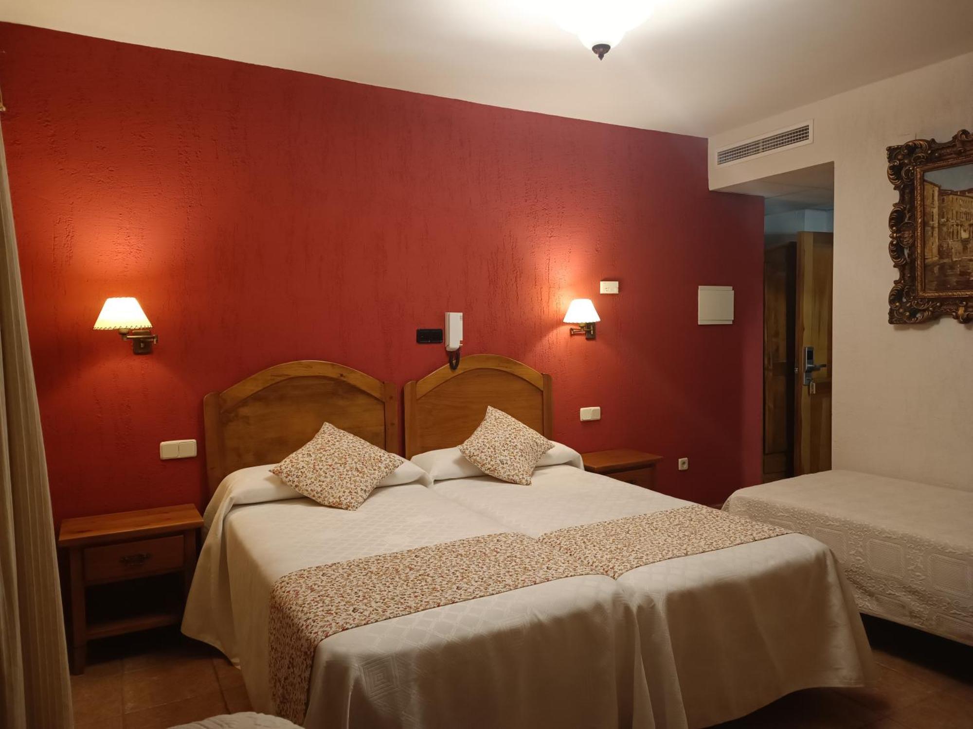 Hostal Decerca Pradena ห้อง รูปภาพ
