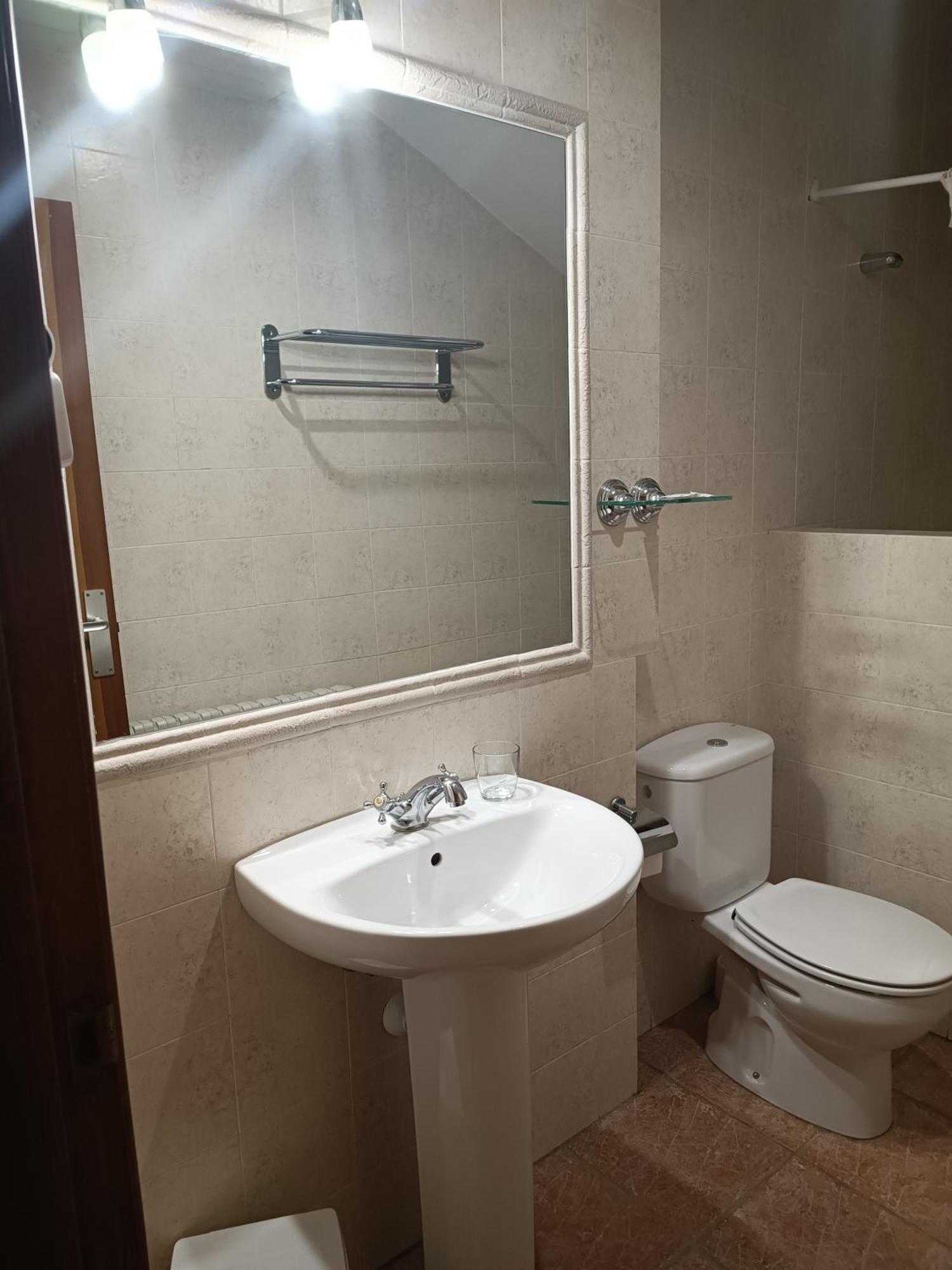 Hostal Decerca Pradena ห้อง รูปภาพ