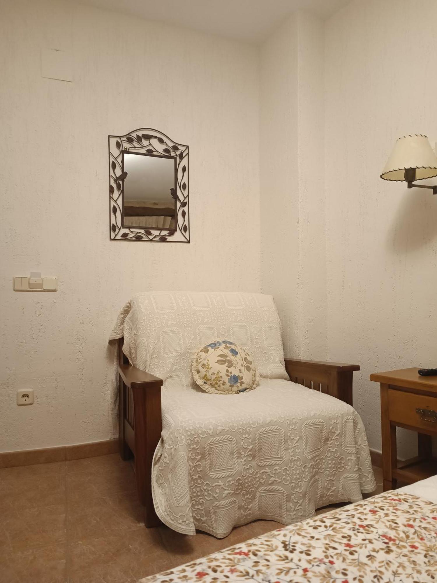 Hostal Decerca Pradena ห้อง รูปภาพ